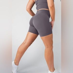 Vitality Cloud 2 Volley Short